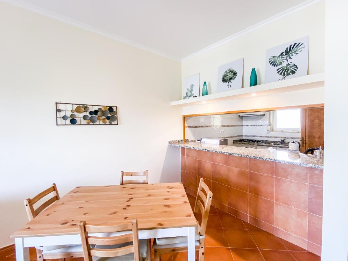 Sea View Apartment By Beach & Marina #1869 Lagos Extérieur photo